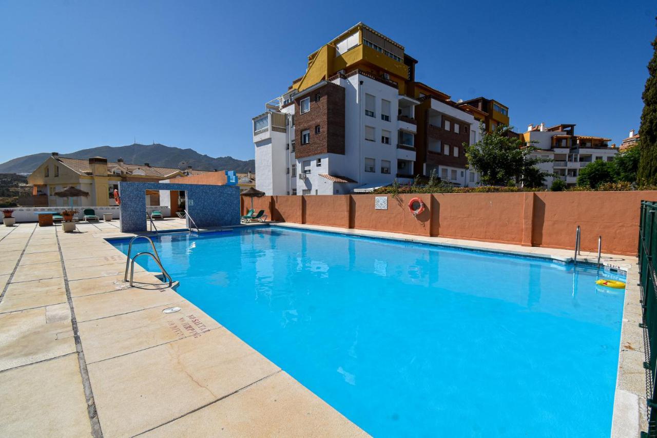apartamento con amplio porche y bbq Benalmádena Exterior foto